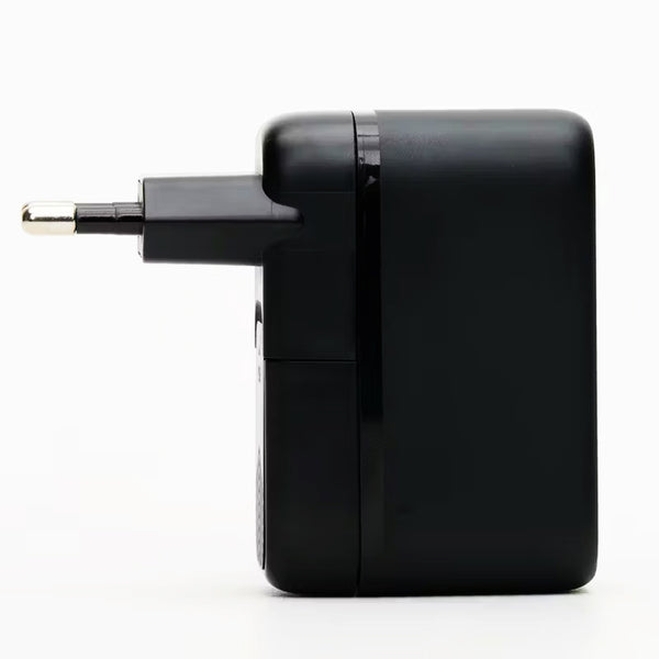 LDNIO 65W GaN Fast Charger with International Plugs & 3 USB-C Ports